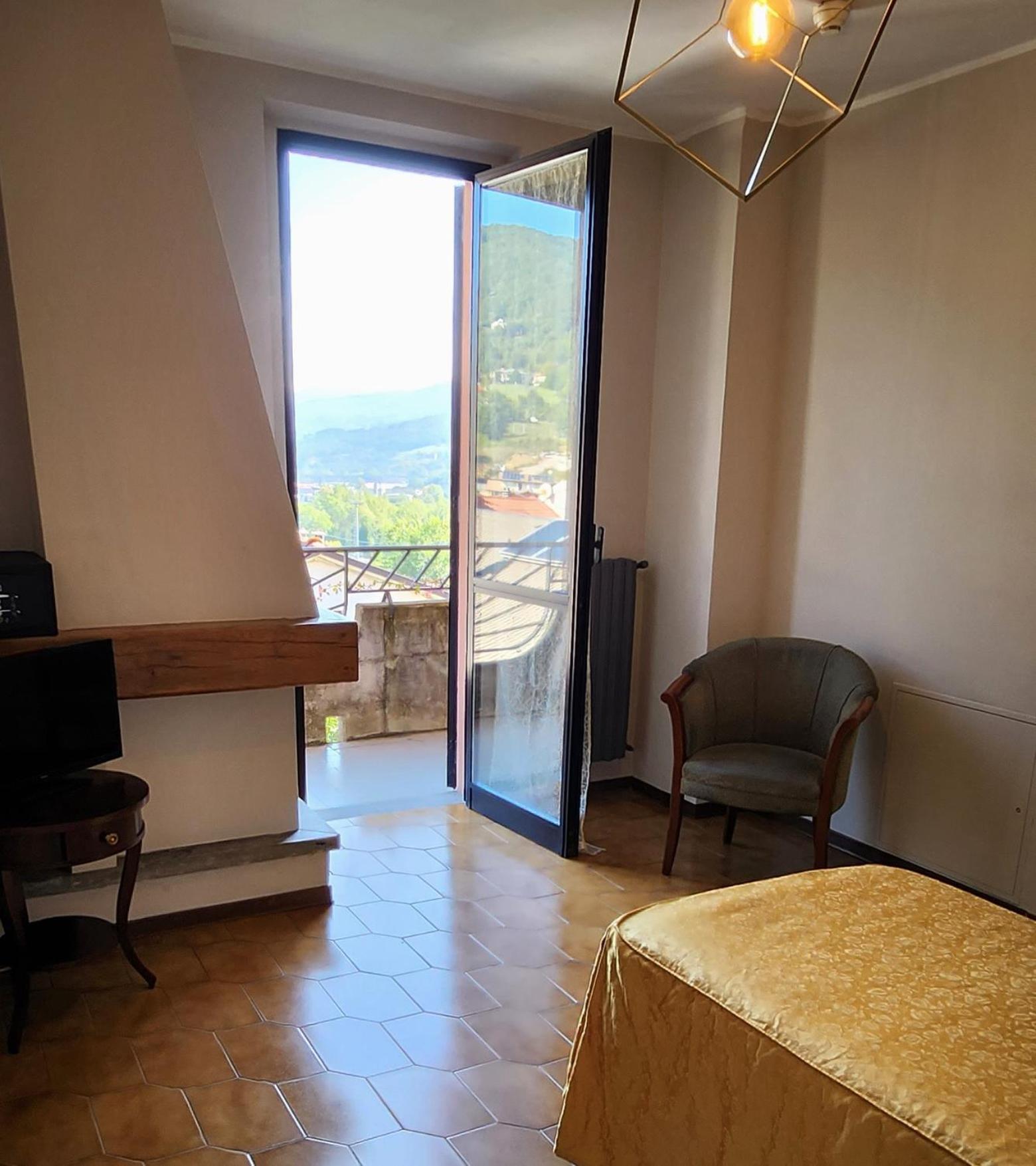Hotel Mistrello Di Savoia Borgo Val di Taro Luaran gambar