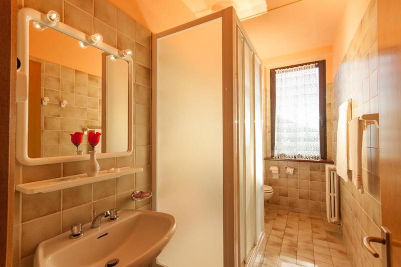 Hotel Mistrello Di Savoia Borgo Val di Taro Luaran gambar